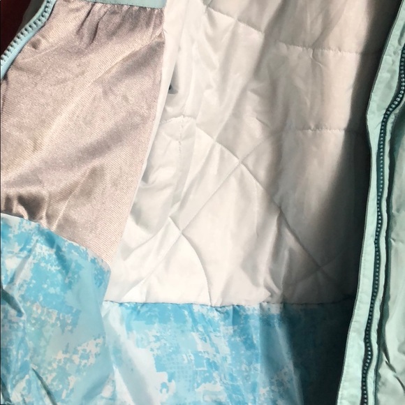 columbia omni-tech coat - Picture 3 of 8